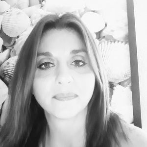 Meet your Posher, Despina